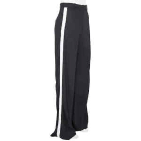 Burberry (authentic) Women’s black trousers - Picture 7 of 7
